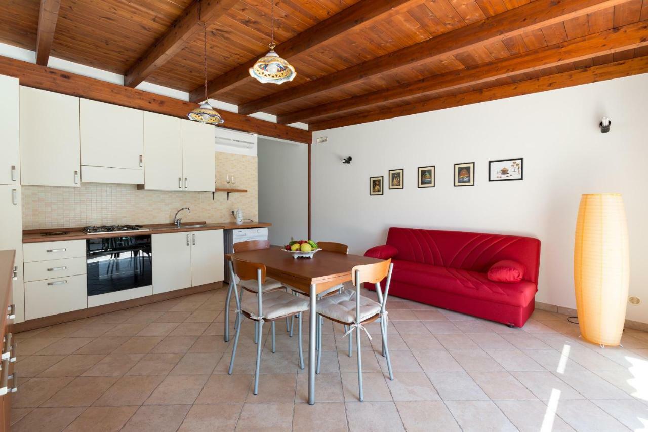 Villetta Cristal Sea Porto Cesareo Exterior photo
